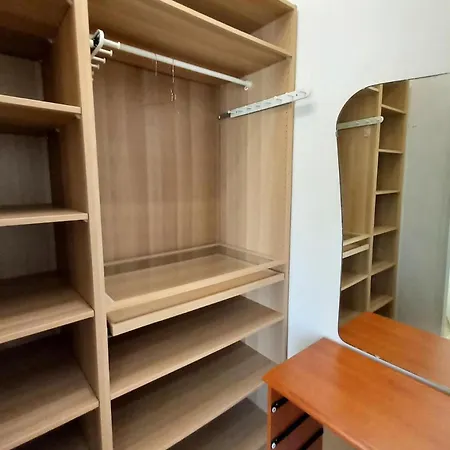 Sunny 20 Min St Peter By Train *